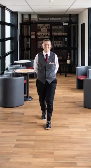 BTS MHR au lycée hôtelier d'Étiolles